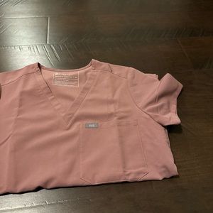 Pink Catarina top figs